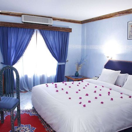 El Ati Hotel Erfoud Bagian luar foto