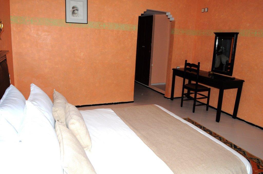 El Ati Hotel Erfoud Bagian luar foto