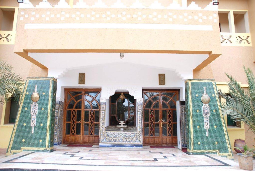 El Ati Hotel Erfoud Bagian luar foto